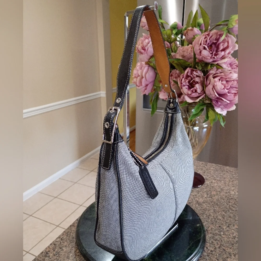 Coach Zoe Hobo Shoulder Bag